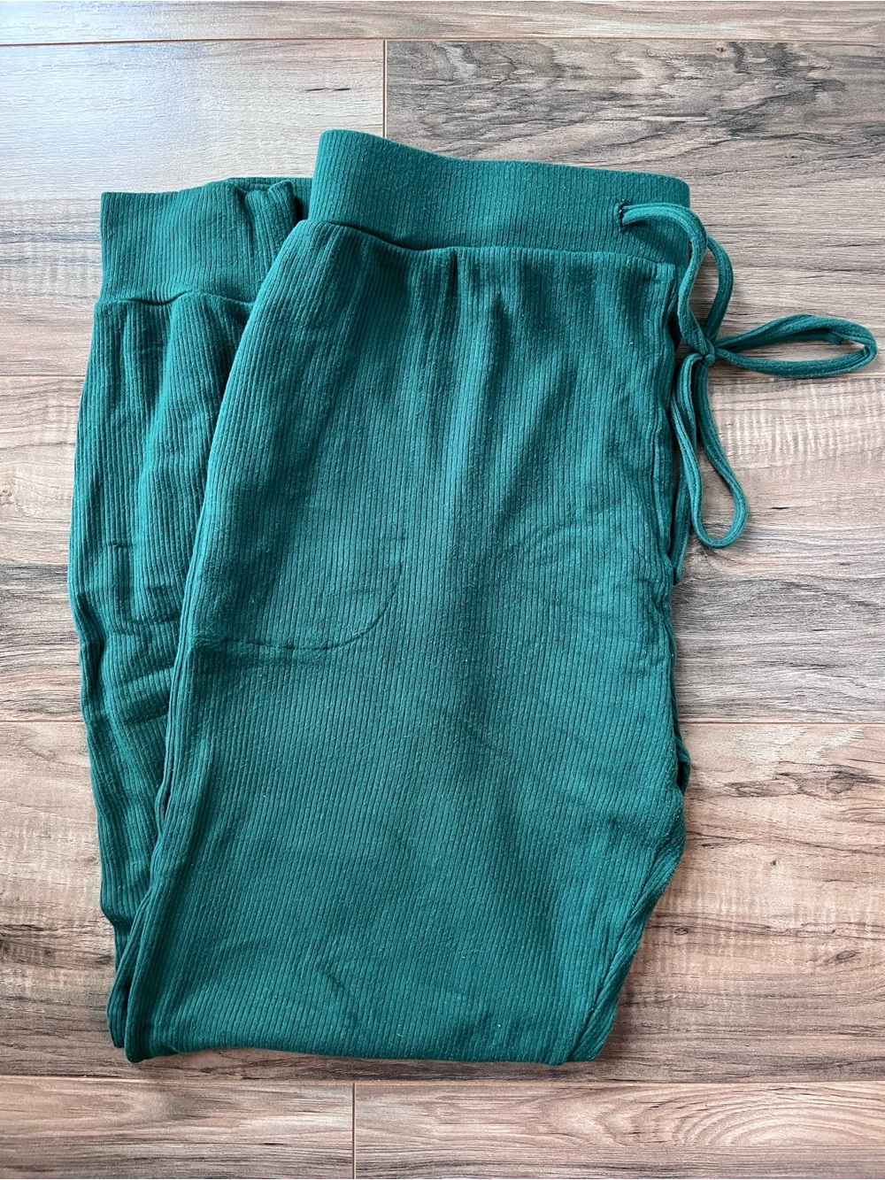 Kyte Baby forest ribbed jogger pants
